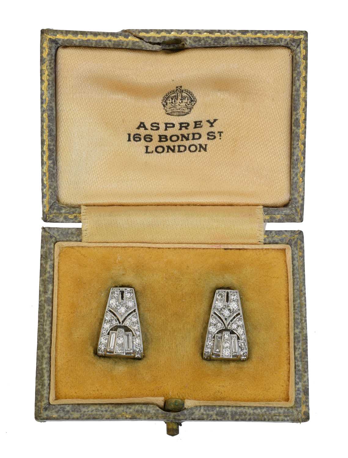 27 - A pair of early 20th century diamond dress clips by Asprey, 