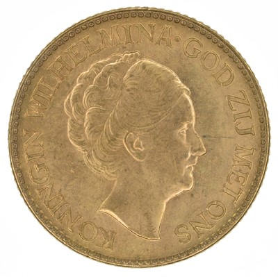 Lot 84 - Netherlands, 10 Guilders, 1926, gold coin.