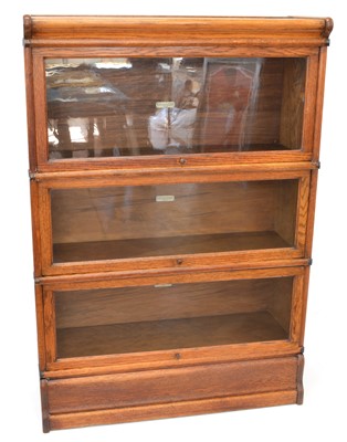 Lot 108 - Globe Wernicke Bookcase