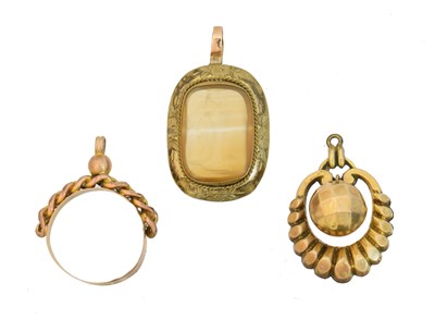 Lot 34 - A selection of jewellery