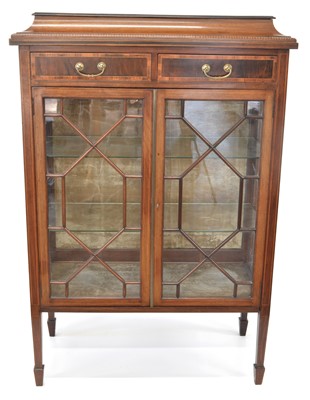 Lot 375 - Late Victorian Display Cabinet