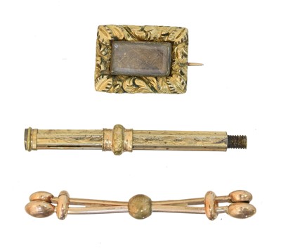 Lot 8 - A selection of jewellery