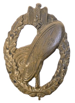 Lot 482 - German Radio balloon observers badge