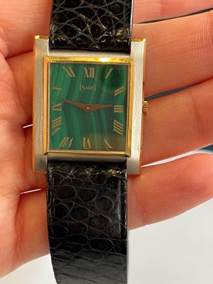 Lot 199 - An 18ct gold Piaget wristwatch