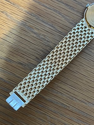 Lot 201 - An 18ct gold Piaget wristwatch