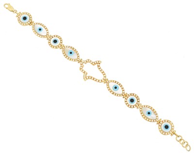 Lot 52 - An 18ct gold 'evil eye' bracelet