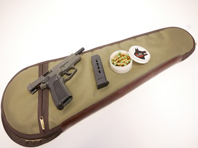 Lot 46 - Browning model GPDA8 8mm blank firing pistol REENACTOR /VCR LICENCE REQUIRED