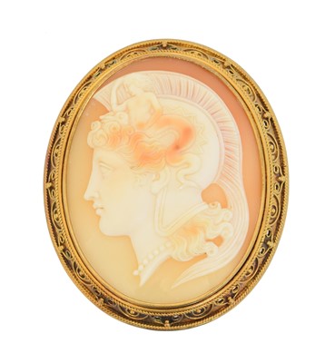 Lot 13 - A shell cameo brooch