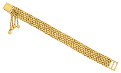 Lot 49 - A bracelet