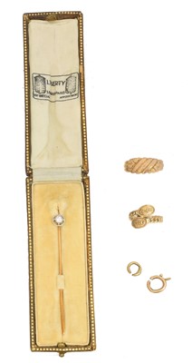 Lot 7 - A selection of jewellery
