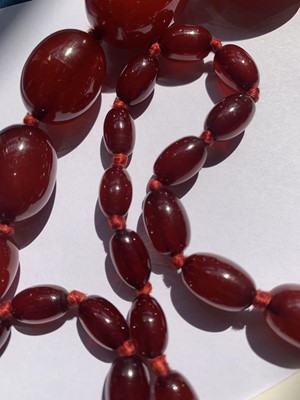 Lot 83 - A cherry bakelite necklace