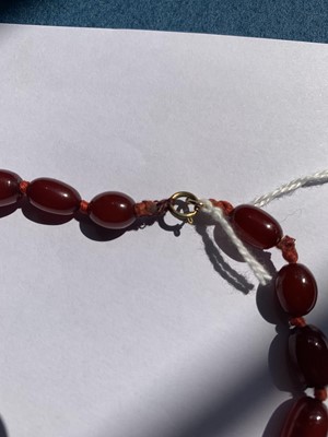 Lot 83 - A cherry bakelite necklace