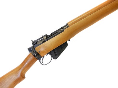 Lot 182 - Mint unused Fazakerly Lee Enfield No.4 .303 rifle serial A10001 and bayonet LICENCE REQUIRED