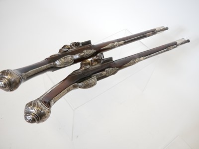 Lot 1 - Pair of flintlock pistols