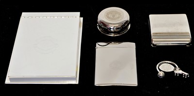 Lot 77 - Aquascutum Manchester United Corporate Gifts