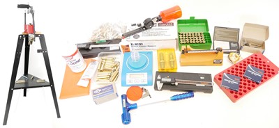 Lot 366 - Collection of reloading equipment LICENCE REQUIRED