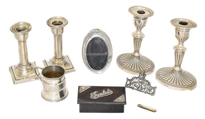 Lot 113 - A selection of silver