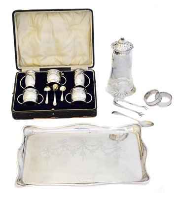 Lot 108 - A selection of silver
