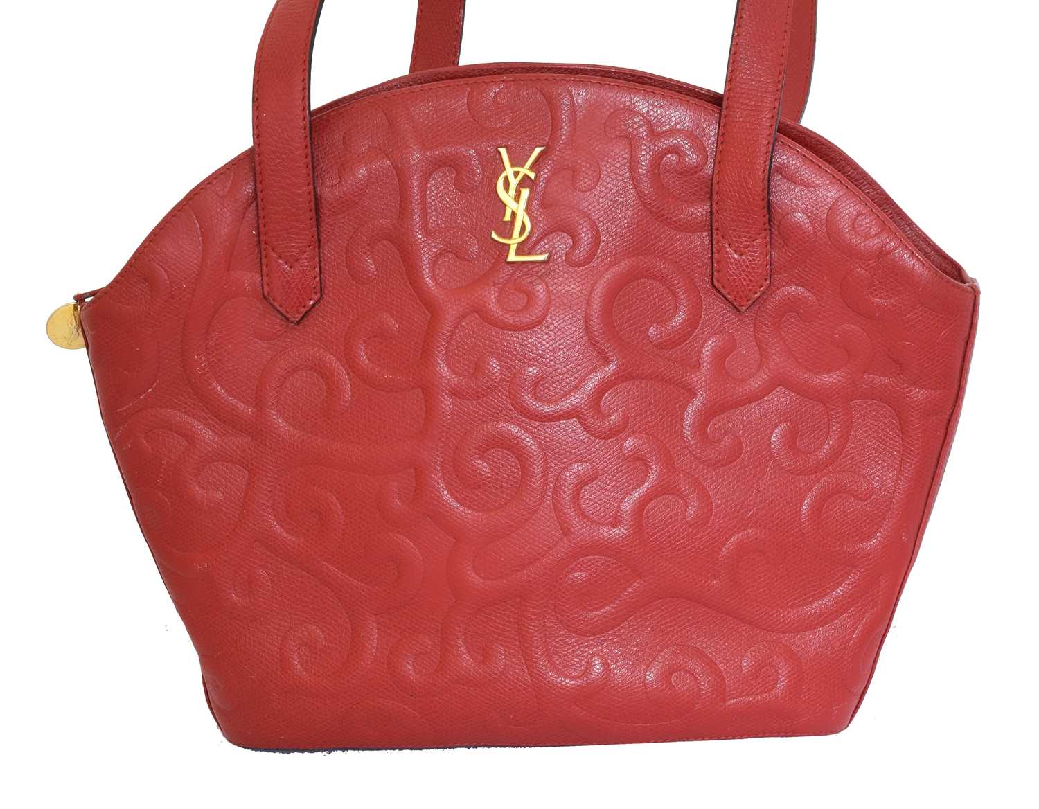 Lot 225 - A Yves Saint Laurent shoulder bag