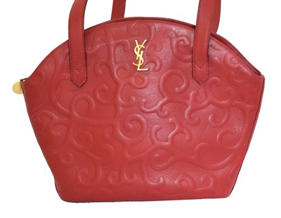 Lot 225 - A Yves Saint Laurent shoulder bag