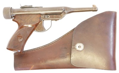 Lot 142 - HY - Score .22 air pistol with leather holster