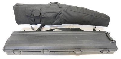 Lot 525 - Gun cases