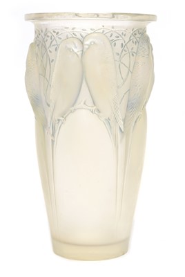 Lot 14 - René Lalique 'Celan' vase
