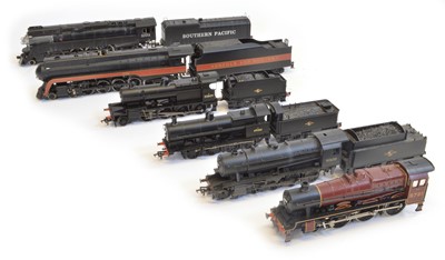 Lot 31 - Six unboxed OO gauge Bachmann locomotives