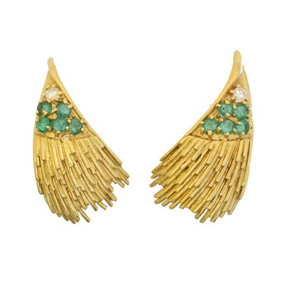 Lot 76 - A pair of emerald and diamond earrings