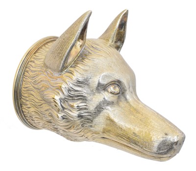Lot 39 - A George III silver stirrup cup