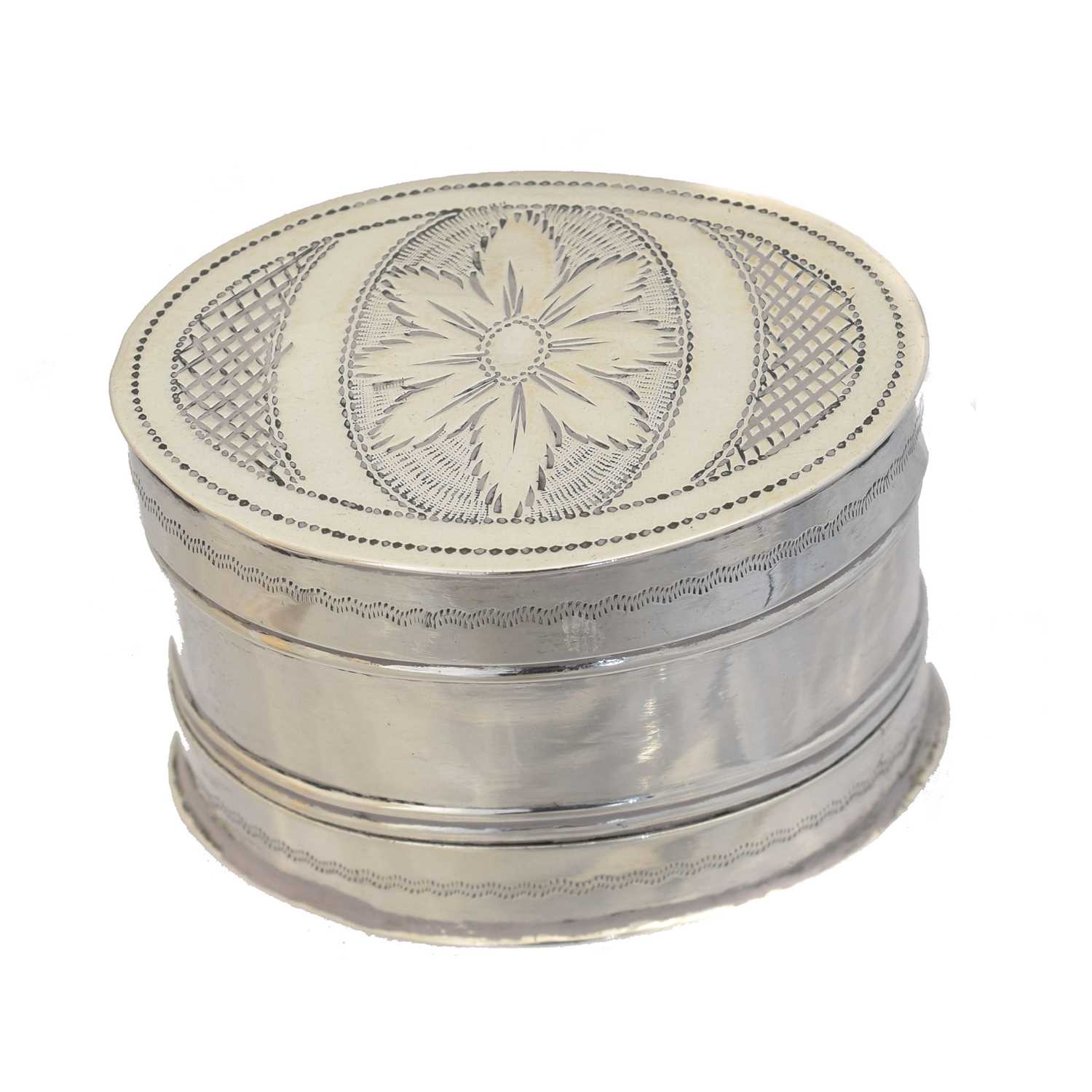 Lot 54 - A George III silver nutmeg grater