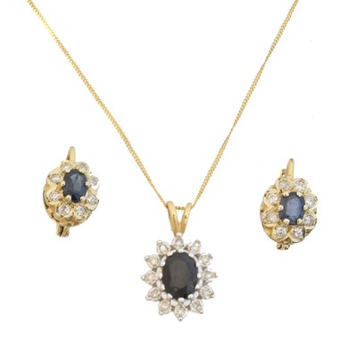 Lot 156 - A selection of sapphire and diamond jewellery