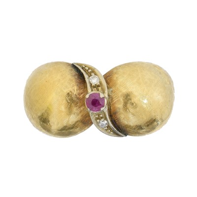 Lot 174 - An 18ct gold ruby and diamond dress ring