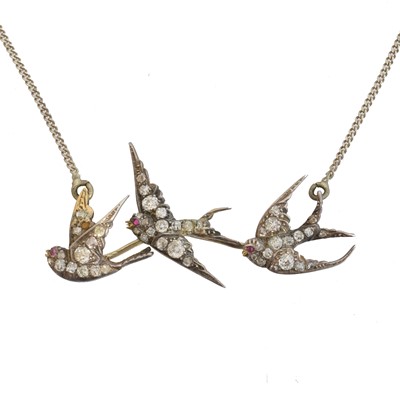 Lot 120 - A diamond necklace