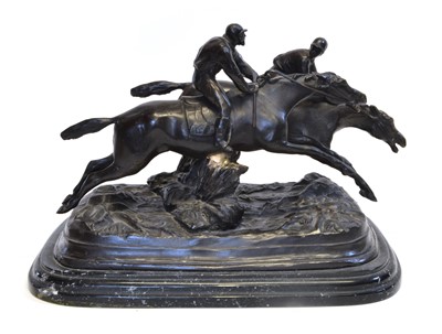 Lot 65 - Horse Racing Sculpture