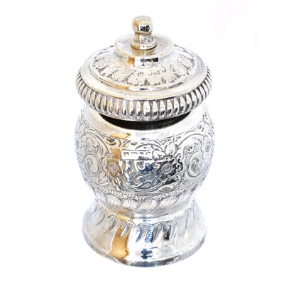Lot 70 - A Victorian silver pepper grinder