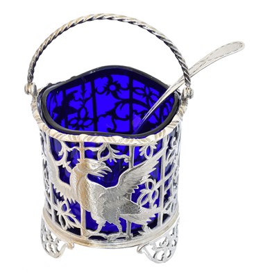Lot 25 - A George III silver and blue glass cream pail