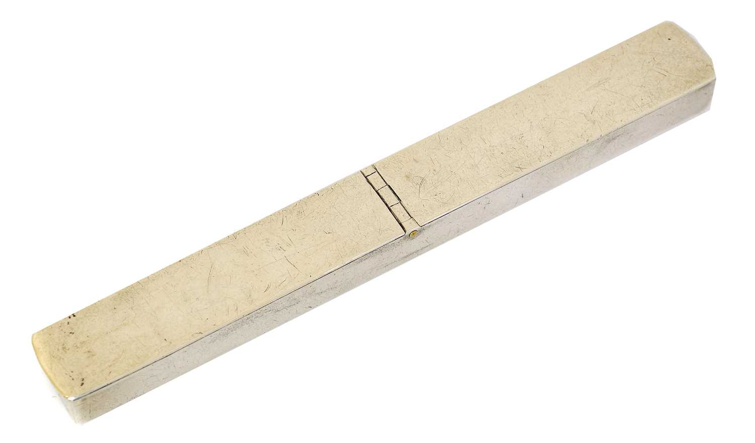 Lot 38 - A George III silver double ended snuff box