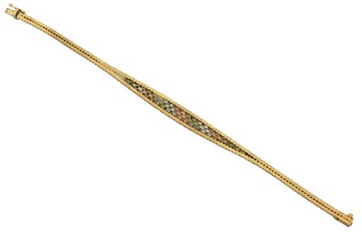 Lot 46 - A 9ct gold bracelet