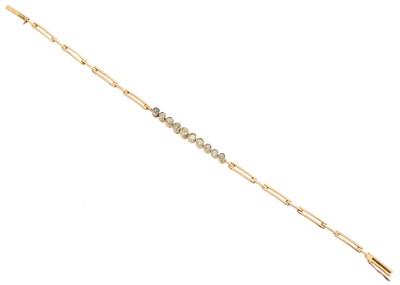 Lot 37 - A diamond bracelet