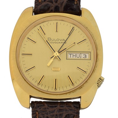 Lot 276 - A Bulova Accuquartz wristwatch