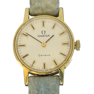 Lot 302 - An Omega Geneve manual wind wristwatch