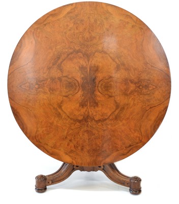 Lot 233 - Victorian figured walnut breakfast table