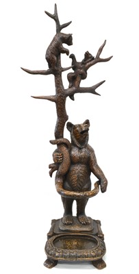 Lot 230 - Late 19th century Black Forest hall stand
