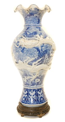 Lot 165 - Large Japanese vase