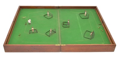Lot 279 - Early 20th Century Tabletop Cricket Game