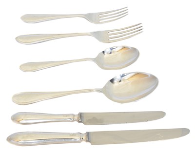 Lot 95 - A canteen of Elizabeth II silver flatware