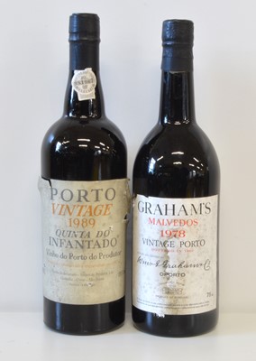 Lot 61 - Fine Vintage Port