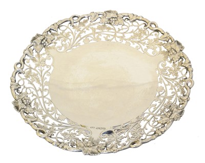 Lot 80 - An Elizabeth II silver tazza