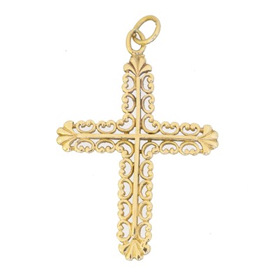 Lot 40 - A 9ct gold cross pendant